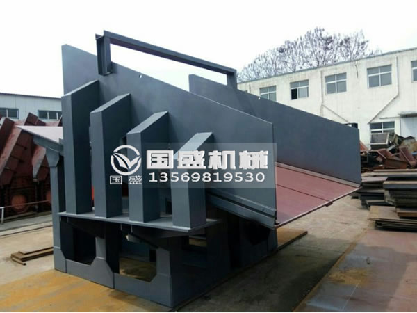 雙質(zhì)(zhì)體振動放礦機(jī)(jī)