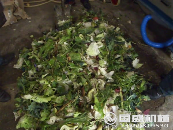餐廚垃圾擠壓脫水設(shè)(shè)備