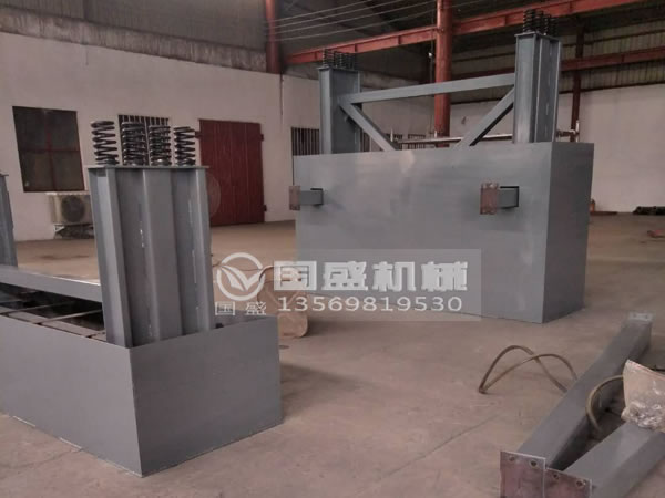 礦用振動(dòng)(dòng)篩 礦用振動(dòng)(dòng)篩