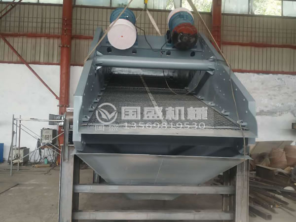 1860礦用振動(dòng)(dòng)篩 1860礦用振動(dòng)(dòng)篩