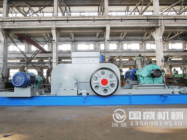 對(duì)輥破碎機(jī)設(shè)(shè)備功能 對(duì)輥破碎機(jī)設(shè)(shè)備功能