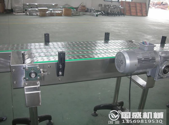 板鏈輸送機(jī)(jī)