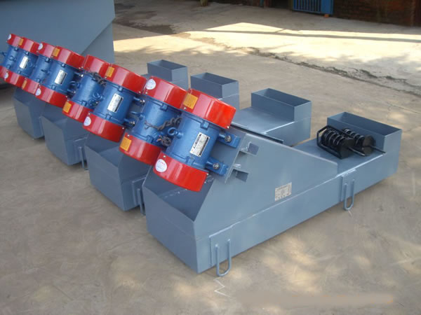 電機(jī)(jī)振動(dòng)(dòng)給料機(jī)(jī)